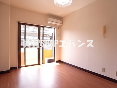 【居間・リビング】 | フォーレスト・リバー