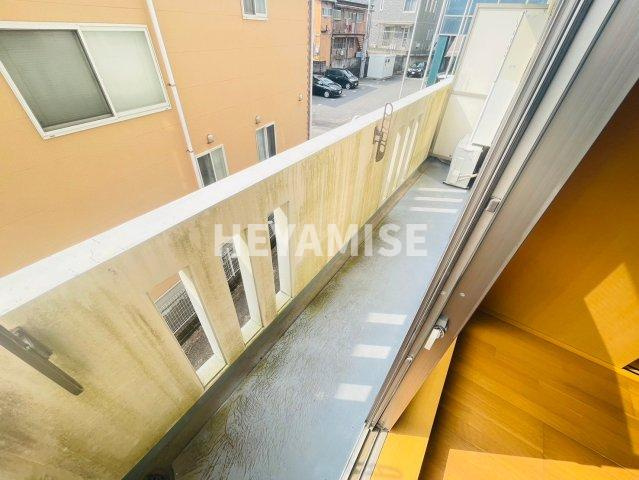 一刻館のバルコニー