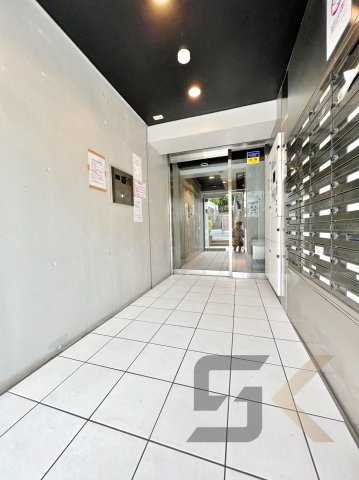 【エントランス】 | ブライズ新宿中井