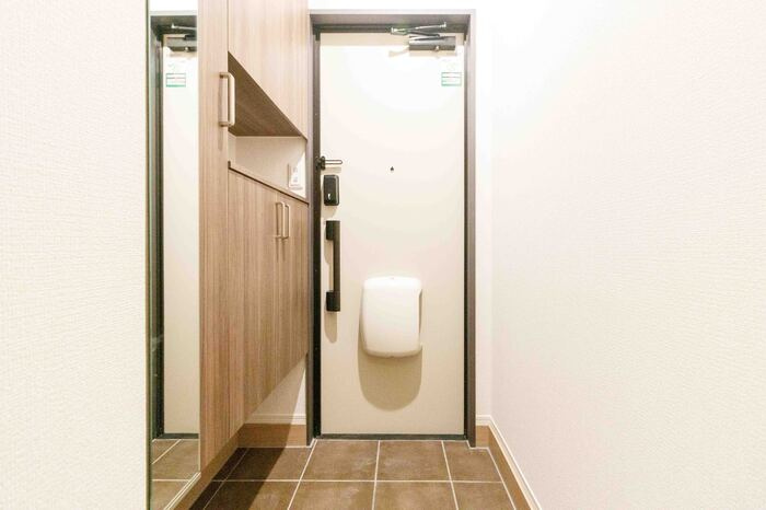 D-ROOM　MKの玄関