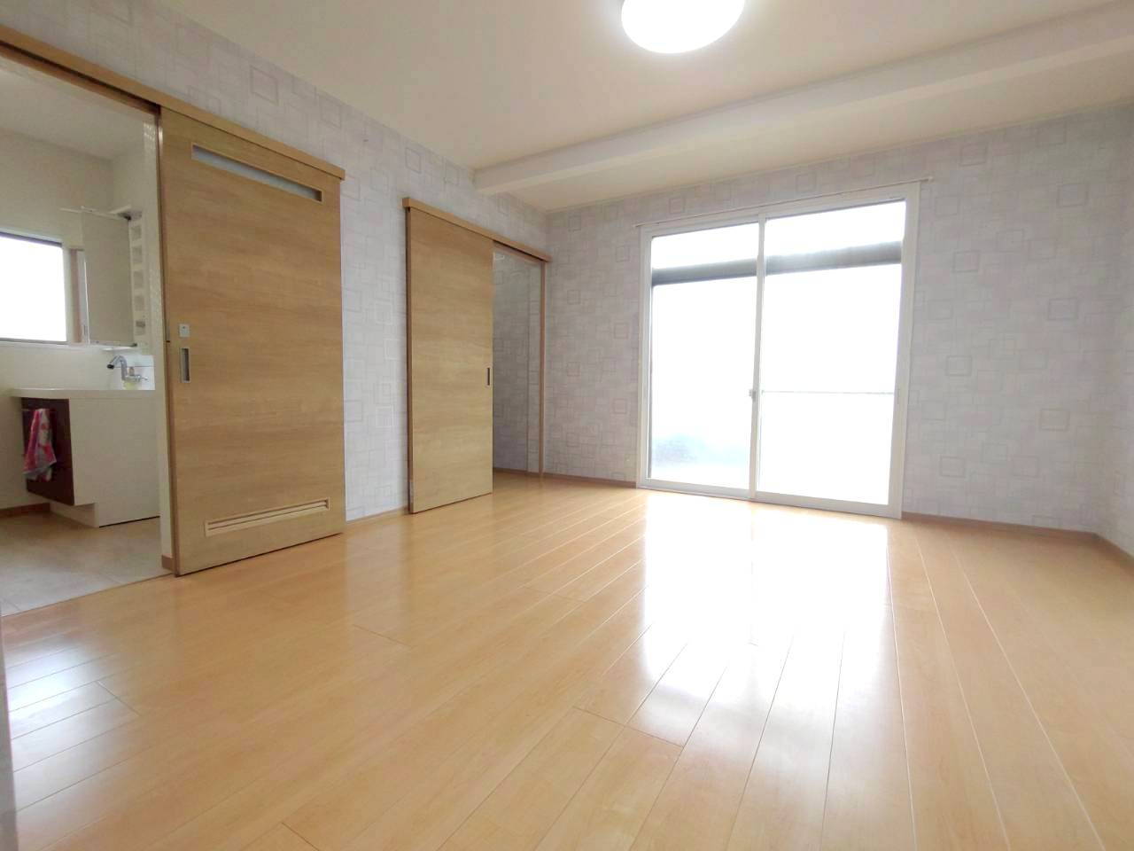 上福原5丁目中古戸建+離れの洋室|≪離れ≫
令和3年に全改修済みです。