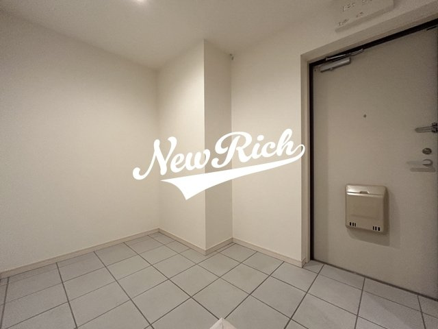 前橋市文京町１丁目の賃貸マンションの玄関