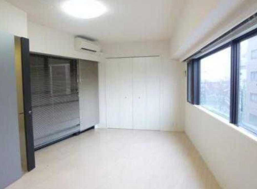 メイクスデザイン渋谷神泉　礼金０　分譲賃貸　駅近の居間・リビング