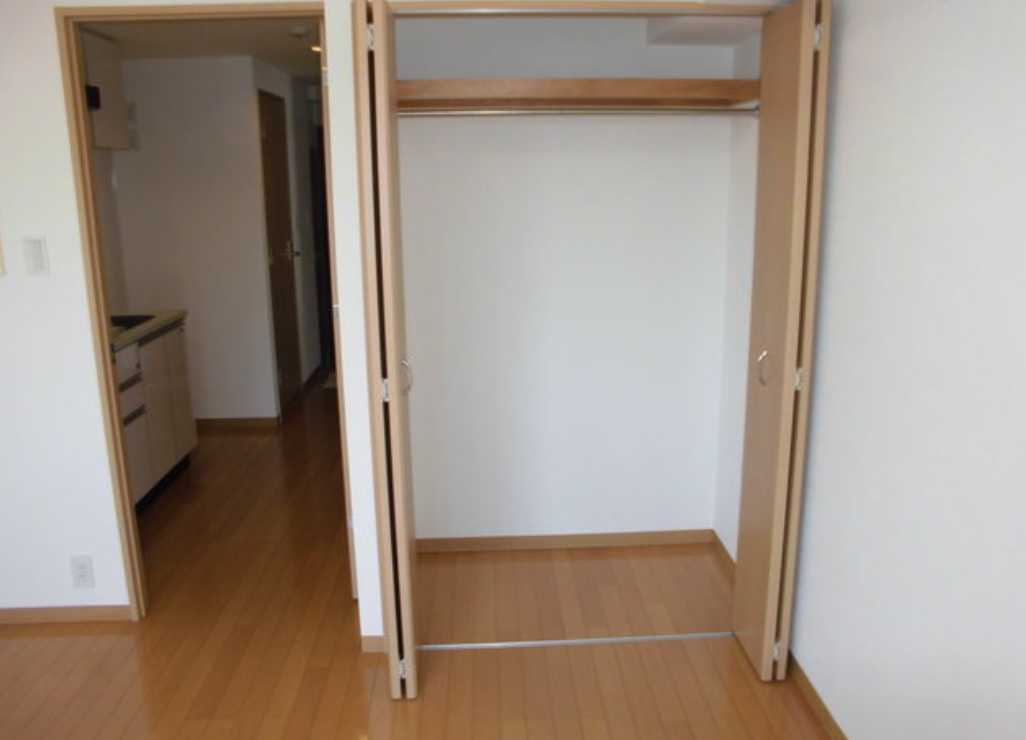 COZYCOURT三軒茶屋TOKYO　三井ホーム施工　陽当たり良好　高層階の収納