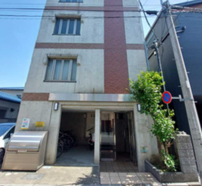 ドエル下馬　南東角部屋　独立洗面台　オートロックの外観