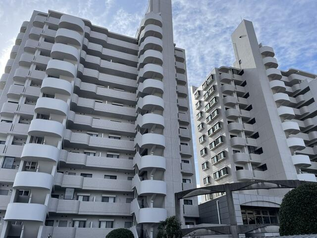 ウィングステイツ御本丸の外観