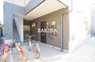 【エントランス】