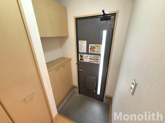ハイツティンクル桜ヶ丘の玄関