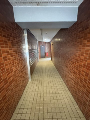 【外観】 | ロマネスク西公園第３ | 外はこのようになっています