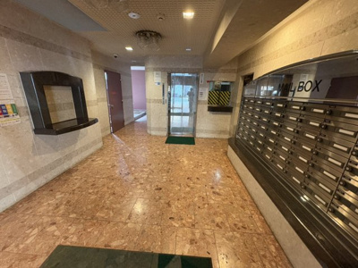 【エントランス】 | ロマネスク西公園第３ | 毎日通るエントランスはこのようになっています