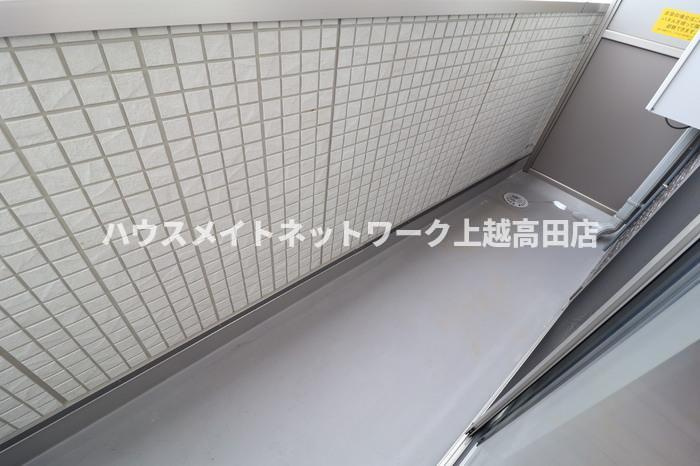 ラトン・ラヴールのバルコニー|バルコニー