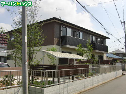 エクラージュBの外観