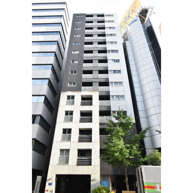 ルクレ堺筋本町レジデンスの外観