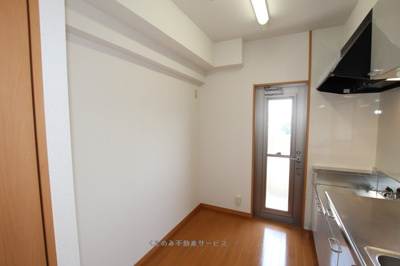 【キッチン】 | パルデンスエコノⅤ | お料理しやすいキッチンです
パルデンス・エコノⅤ603号室2013/5/3撮影