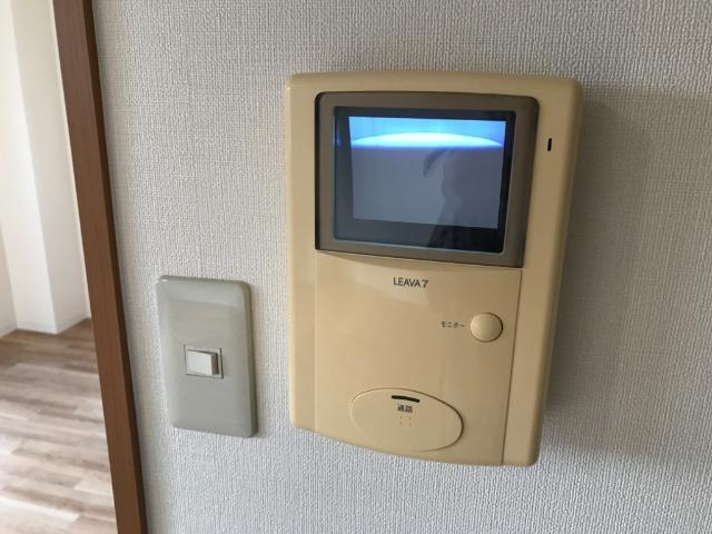 メイプルハウスのその他|カメラ付インターホン
