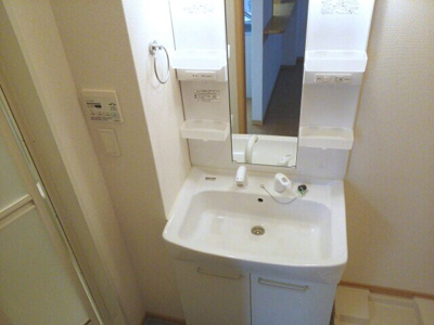 【洗面所】 | セレンディピティ・ちゅらヴィラ