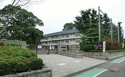 スターズ　アンド　ストライプスの周辺|相模原市立新磯小学校まで900m