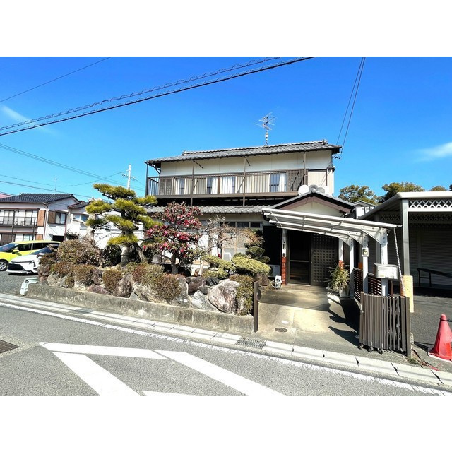 岐阜市柳津町下佐波１丁目の一戸建ての外観