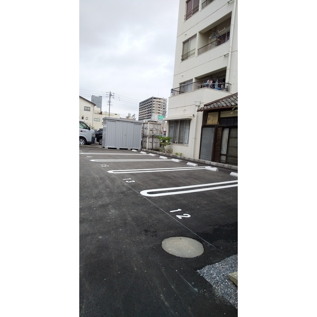 岐阜市幸ノ町２丁目の駐車場の外観