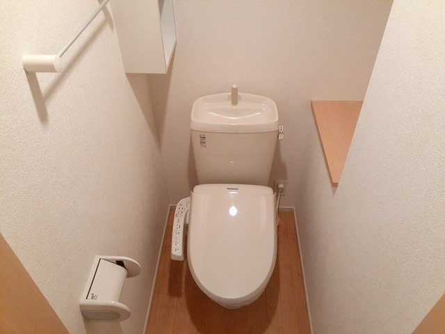 クロッシングⅡＡのトイレ|シンプルで使いやすいトイレです