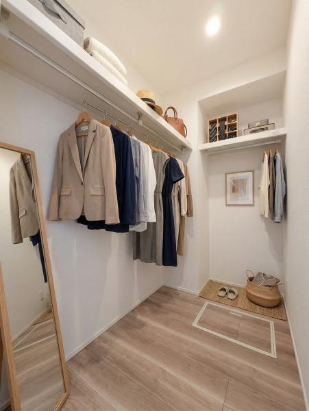 横浜市戸塚区南舞岡２丁目の新築一戸建の収納|クローゼットもあるので収納にも困りません！
荷物が多い方にも安心です。
※家具等はCGでの参考レイアウトです。