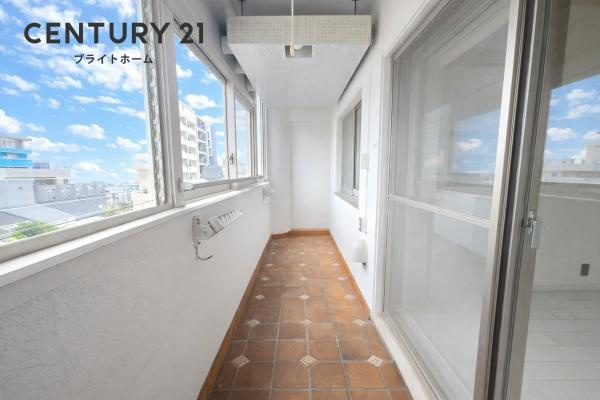 伊勢佐木クイントパラディオのバルコニー|陽当り良好のバルコニー！
インナーバルコニーの為、雨風気にせず洗濯できます♪