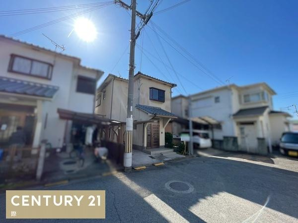 和歌山市梶取　中古戸建の前面道路含む現地写真