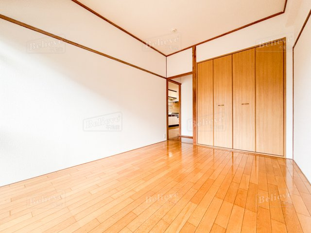 池松コーポⅡの寝室|クローゼット付の寝室です☆