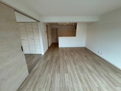 【居間・リビング】 | ウェルフェアグリーン越谷 | 広々としたリビングになっております♪