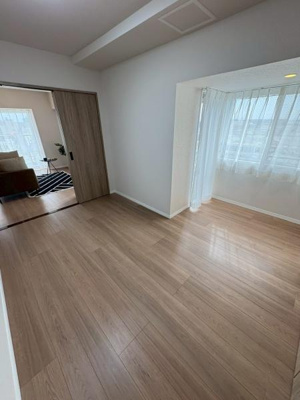 【洋室】 | メイツ草加 | 【広めの洋室でゆったりとした寝室スペースに最適なお部屋♪】