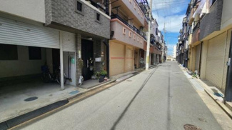 【前面道路含む現地写真】