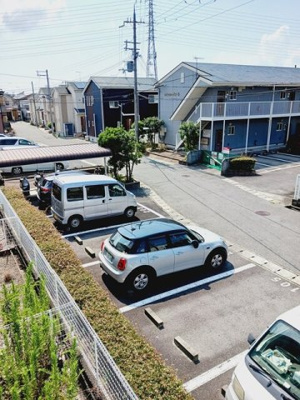 【駐車場】 | ロイヤルハイツ１