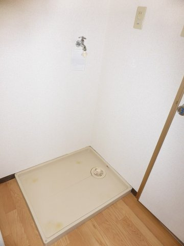 ウェアハウスＢの設備