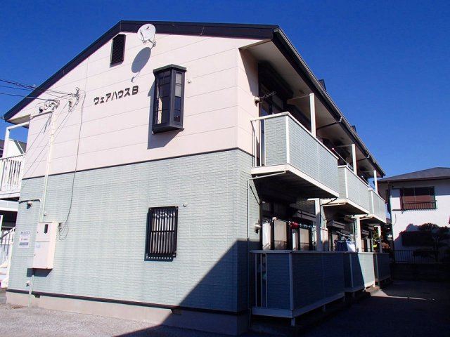 ウェアハウスＢの外観