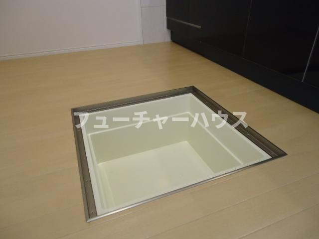 カナンのその他|床下収納
