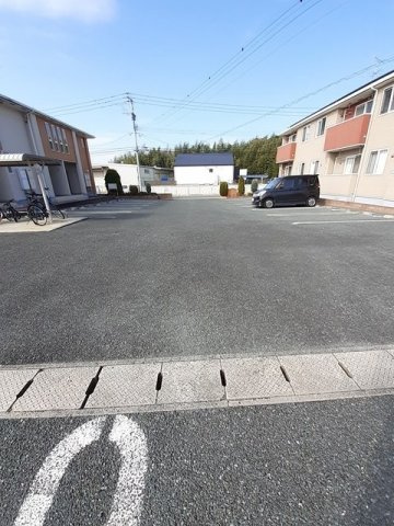 エクセレント・ベル　Ａの駐車場