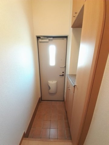 レジデンス稲富　Ｂの玄関