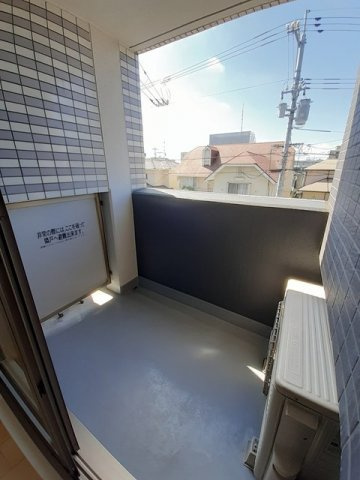 アルドールのバルコニー
