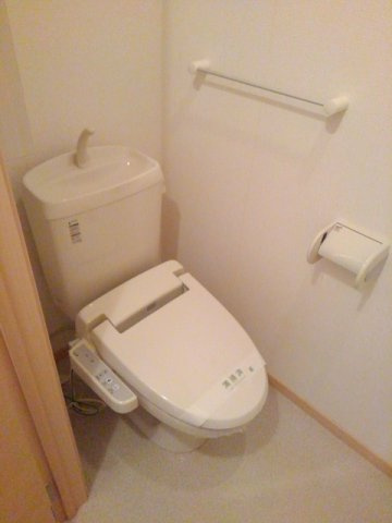 ファミール旭ヶ丘Ａのトイレ