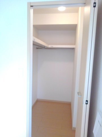 ファミール旭ヶ丘Ａの収納