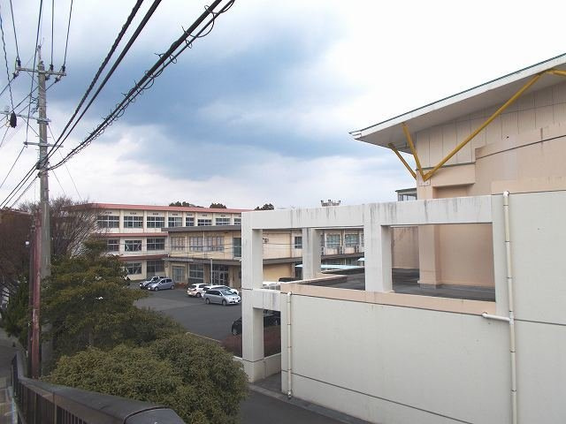 スイートバジル　Ａの周辺|土々呂中学校まで2000m