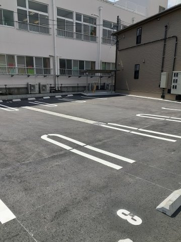 サニー・エイトⅡの駐車場