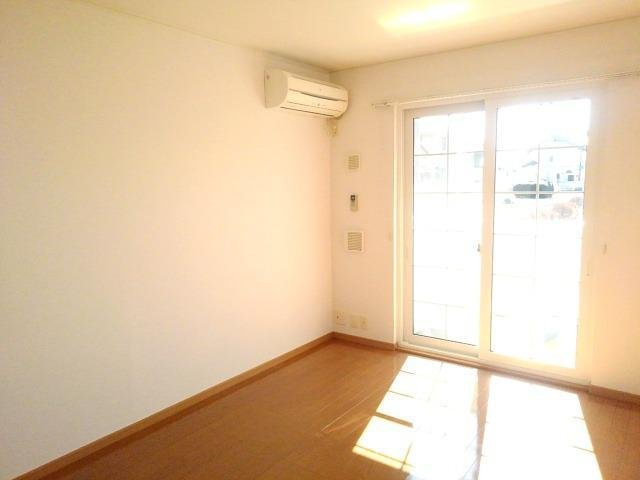 シイナハイツⅡの居間・リビング