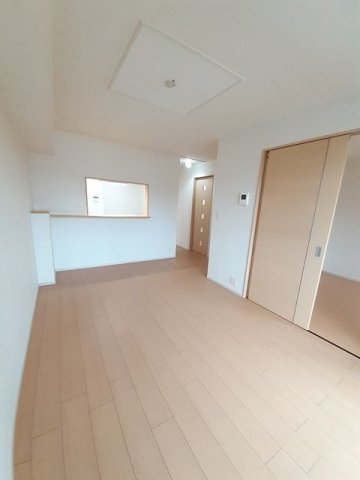 アルドール雅の居間・リビング