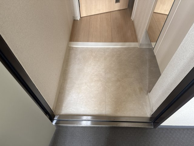 フィレール　デュ　トラジャⅦの玄関