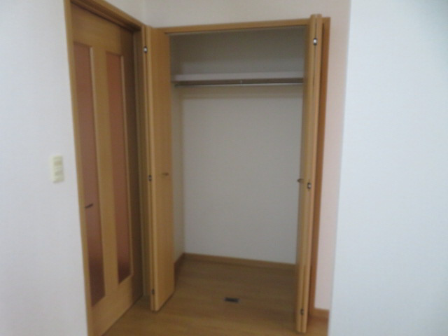 エーデル緑ヶ丘Ｄの収納