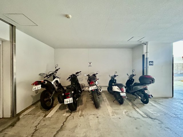 レクセルプラザ東陽町の駐車場|【バイク置場】最新の空き状況や費用などの詳細は担当スタッフまでお問い合わせください。