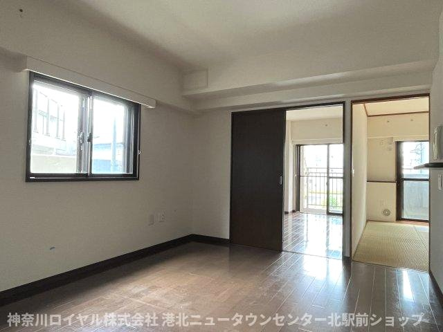 【居間・リビング】