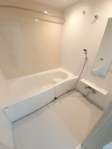 ルーナ・Ｆの浴室|日々の疲れを癒すお風呂付です
