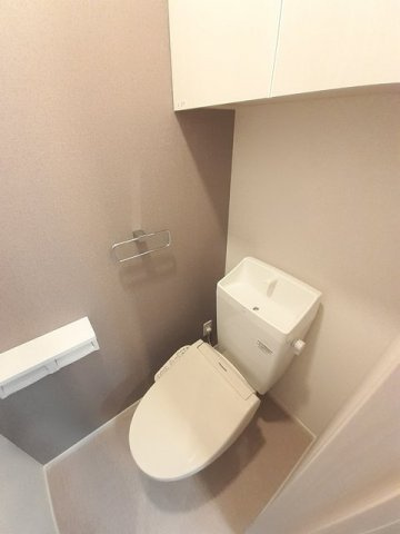 フルール山鹿　Ⅰのトイレ|ゆったりとした空間のトイレです